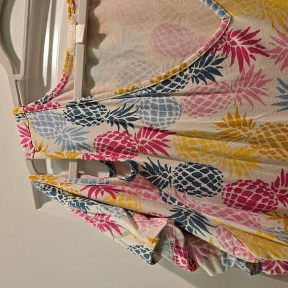Fin and Grace Pineapple 🍍 top size 2X - Picture 2 of 6
